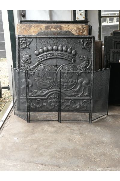 Grand Pare-Feu Français | Fait à la Main, Neuf | 96-140 cm de Large | 62.5 cm de Haut