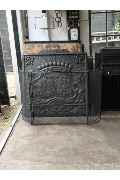 Grand Pare-Feu Français | Fait à la Main, Neuf | 85-126 cm de Large | 77 cm de Haut