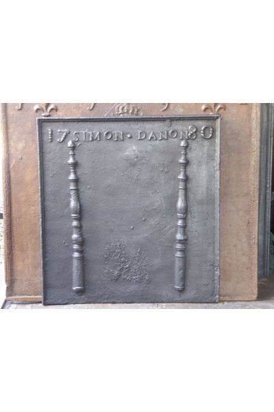 Plaque de Cheminée 'Colonnes d'Hercule'