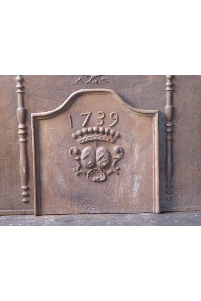 Plaque de Cheminée avec Blason