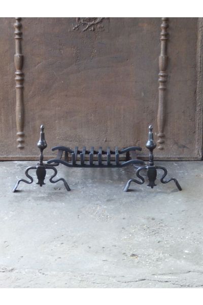 Grille Porte Bûches Ancienne