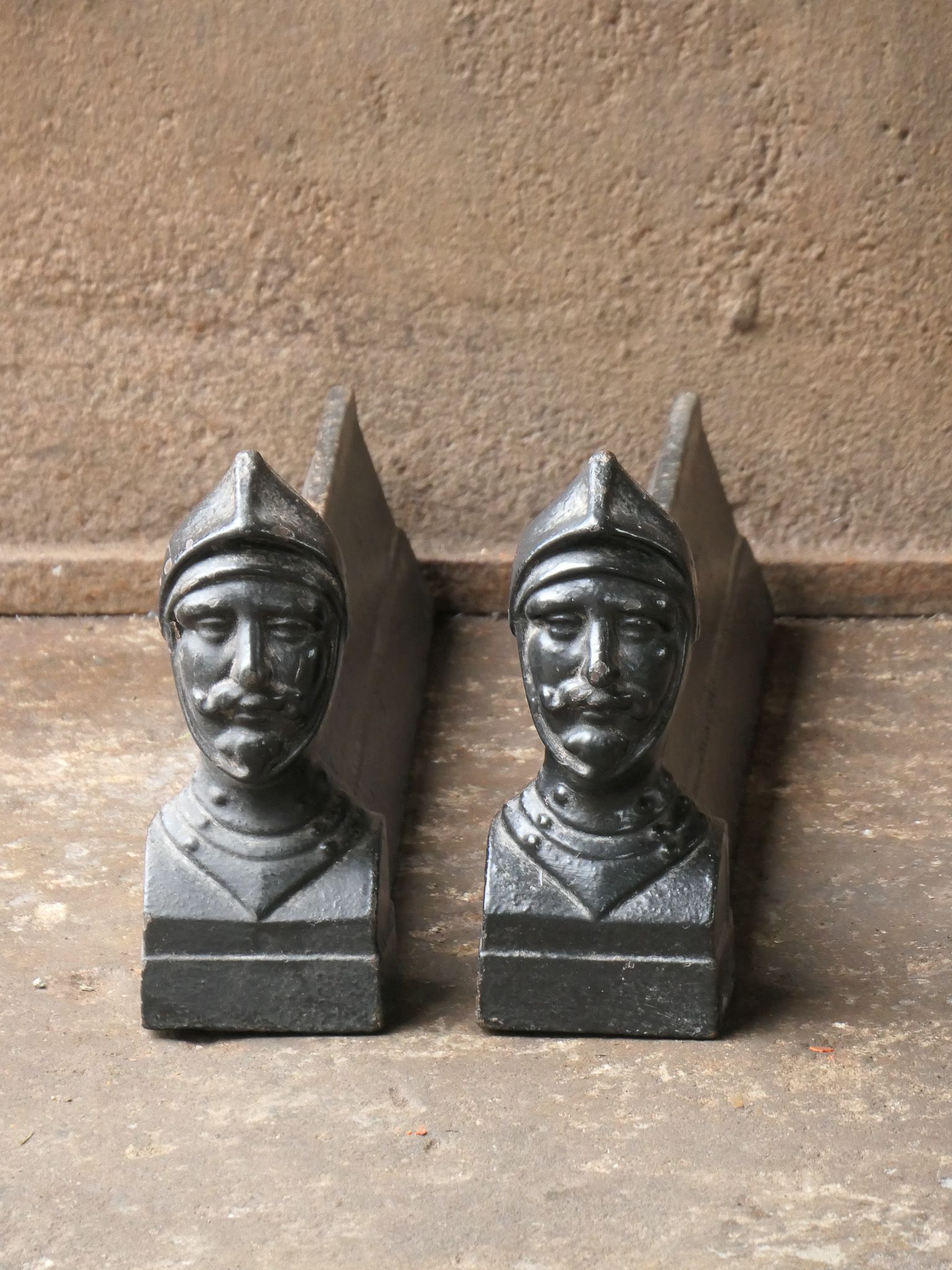 ANCIENNE PAIRE DE Chenet de Cheminée en Bronze et Fonte EUR 94,90