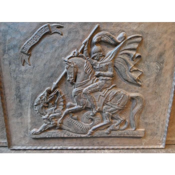 Plaque de Cheminée 'Saint George et le Dragon' en Fonte 
