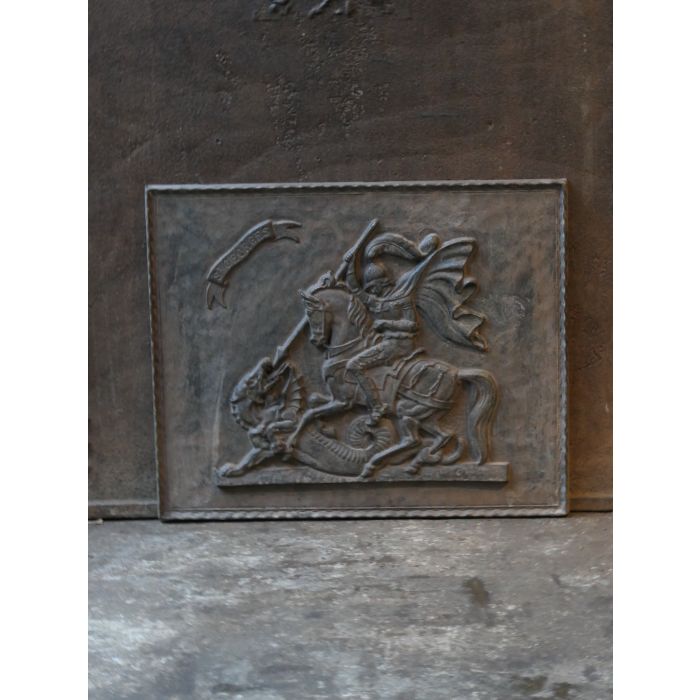 Plaque de Cheminée 'Saint George et le Dragon' en Fonte 