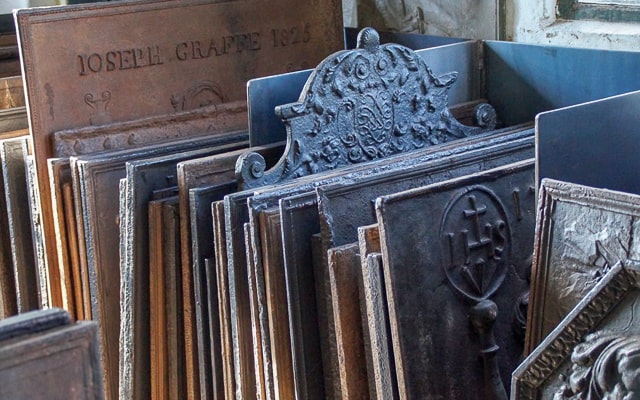 Plaques de cheminée anciennes