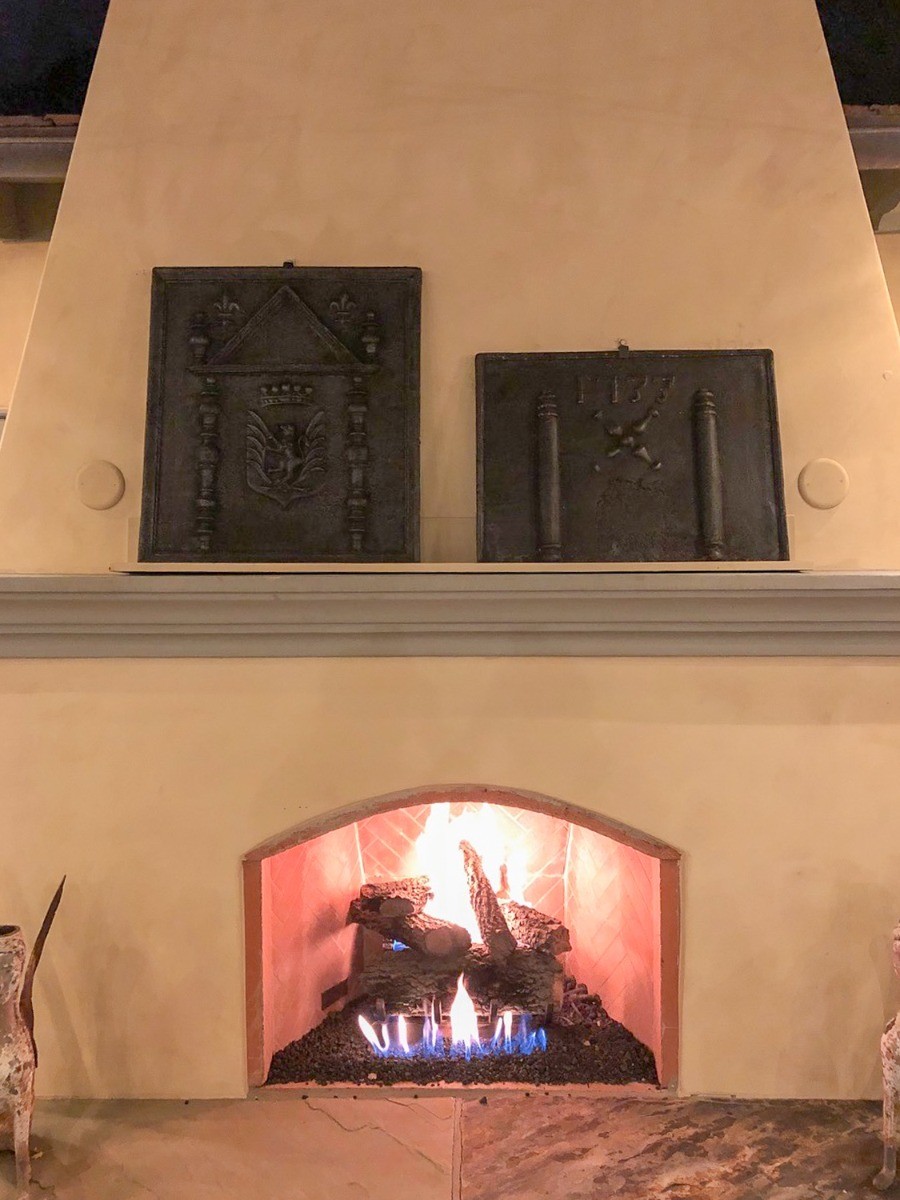 Plaque de cheminée délivré par https://www.plaque-de-cheminee.fr à Englewood, Colorado