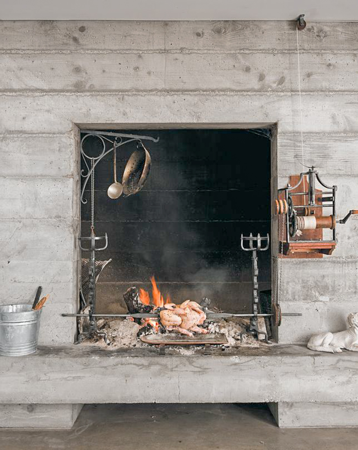 Cuisiner dans la cheminée