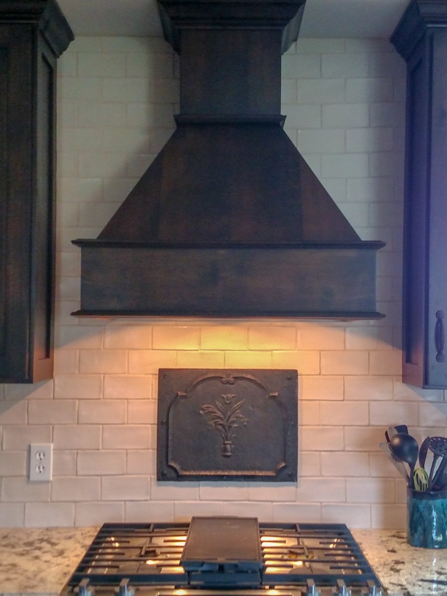 Ionia, Michigan: Plaque de cheminée comme dosseret délivré par https://www.plaque-de-cheminee.fr